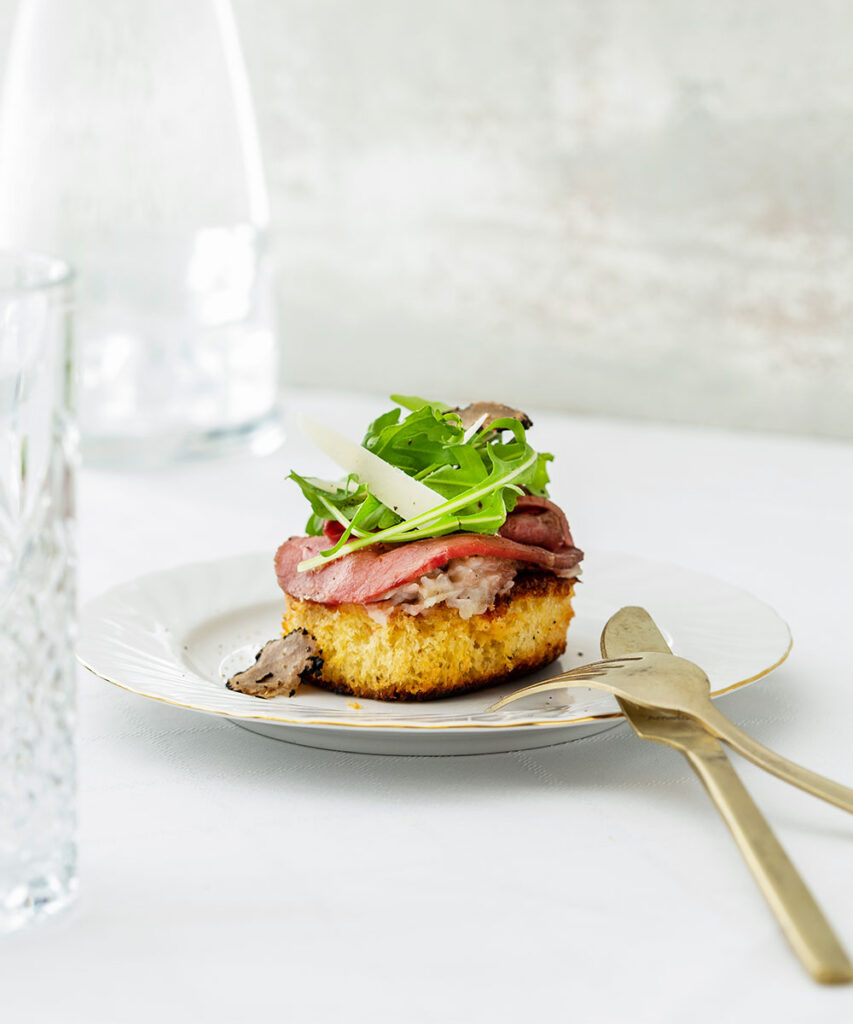 Lauwwarme carpaccio met aardpeer en truffel